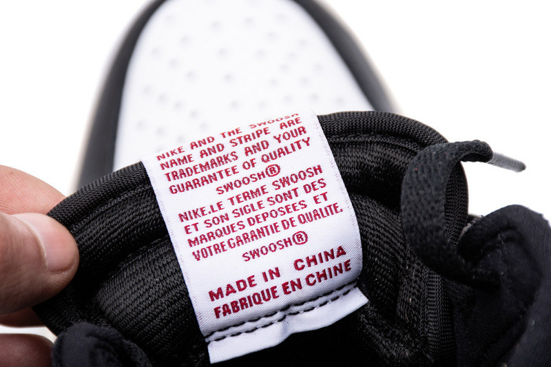 jordan 1 retro high black gym red 555088-061