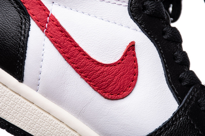 jordan 1 retro high black gym red 555088-061