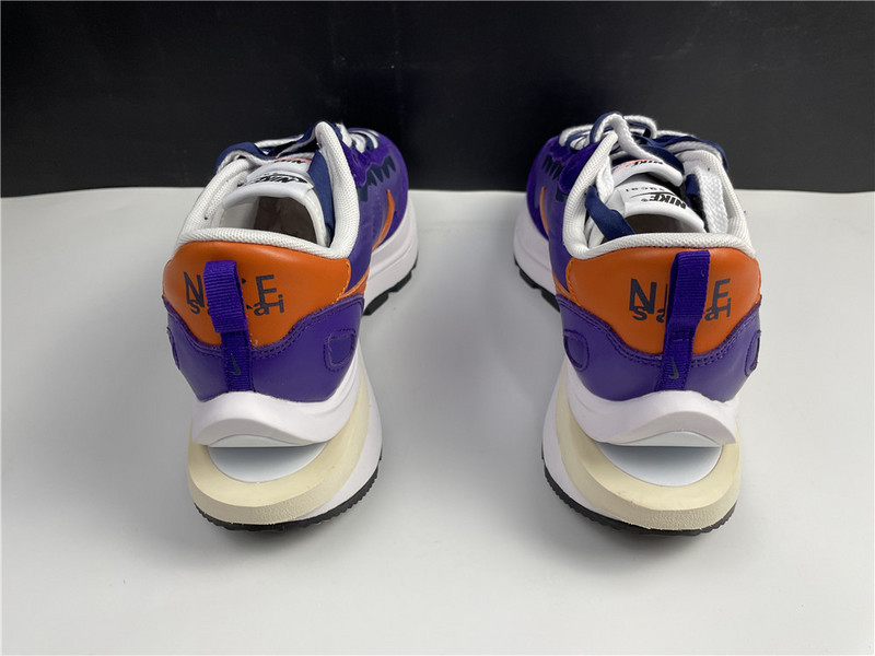 sacai x nike vaporwaffle 3.0 dd1875-500