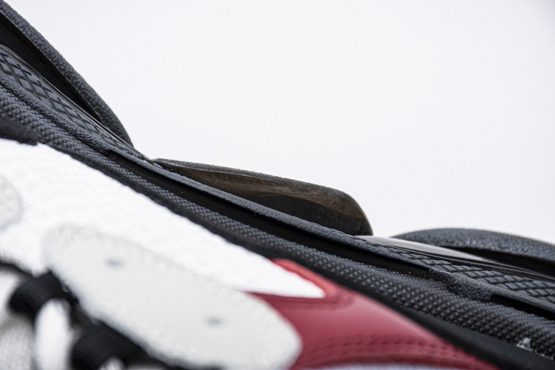 Ba*len*cia*ga triple s