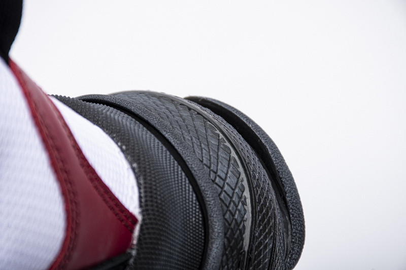 Ba*len*cia*ga triple s