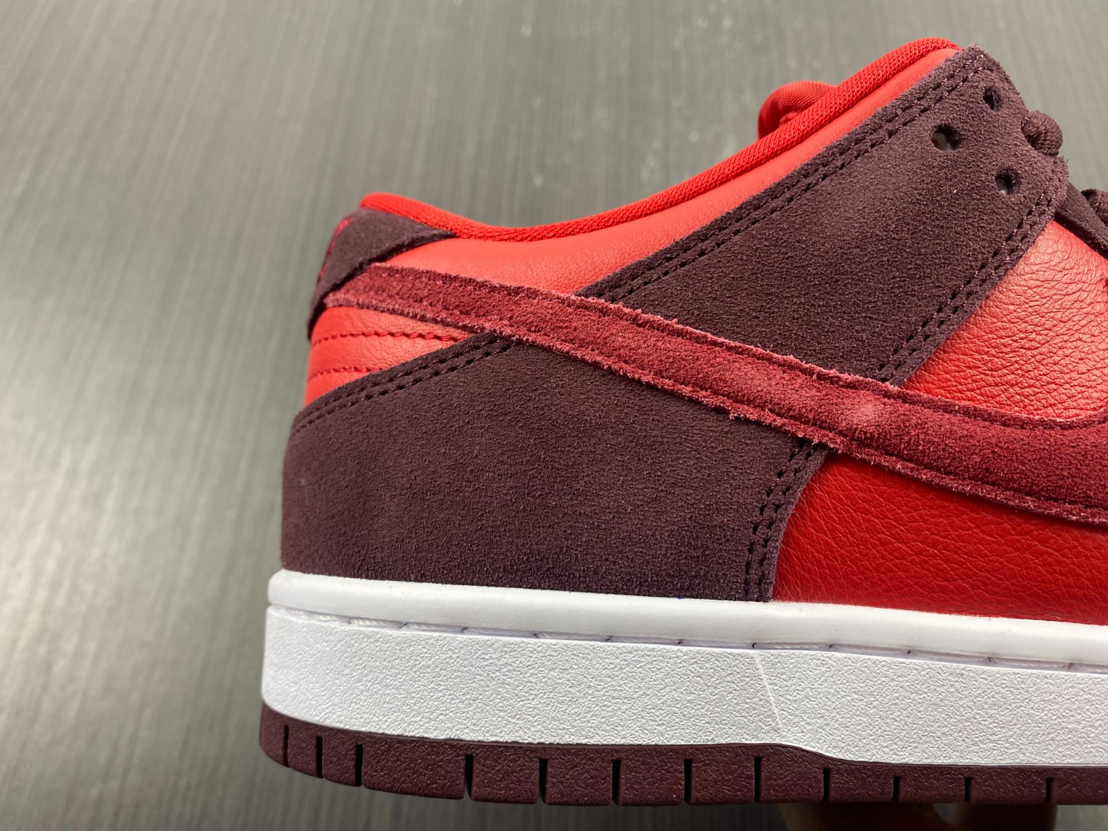 nike sb dunk low cherry - dm0807-600