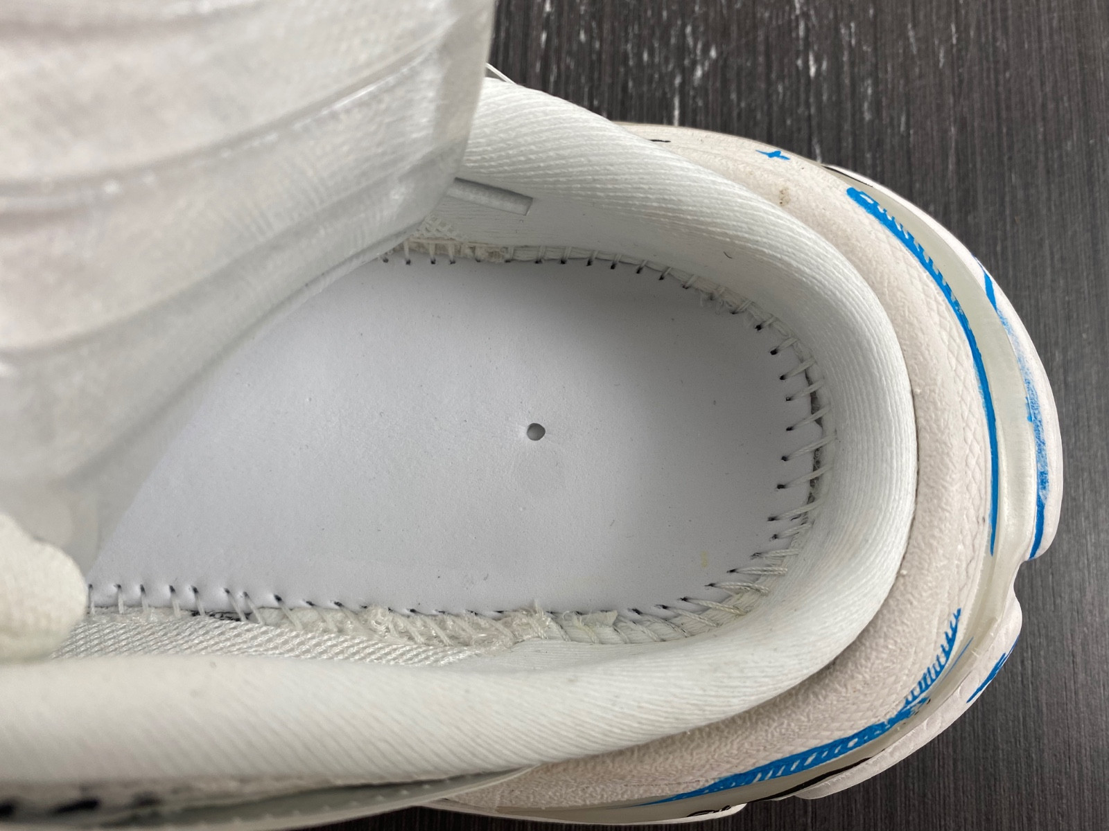 Ba*len*cia*ga track mule