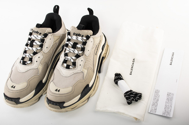 Ba*len*cia*ga triple s trainers vanille