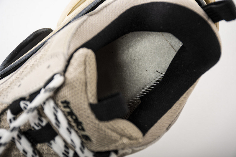 Ba*len*cia*ga triple s trainers vanille