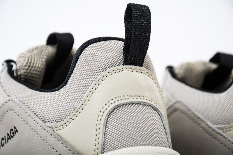 Ba*len*cia*ga triple s trainers vanille