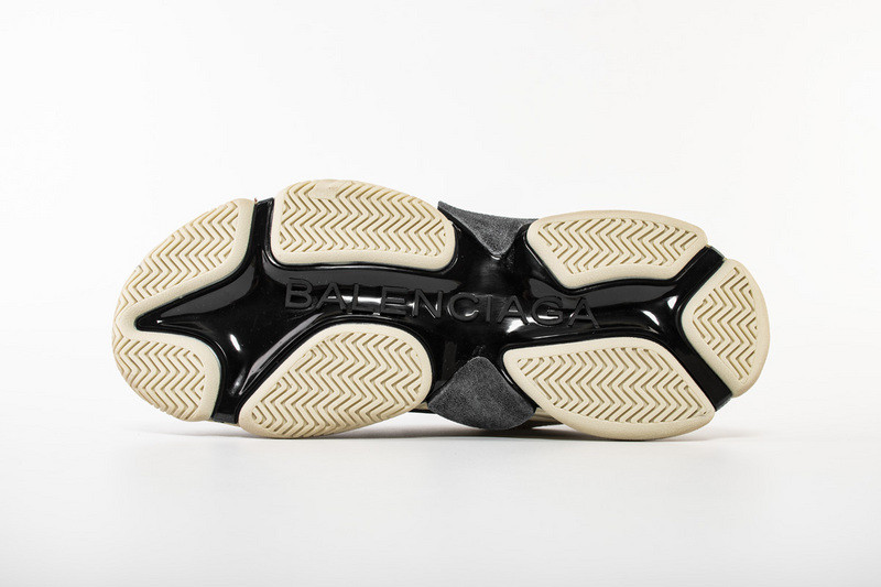 Ba*len*cia*ga triple s trainers vanille