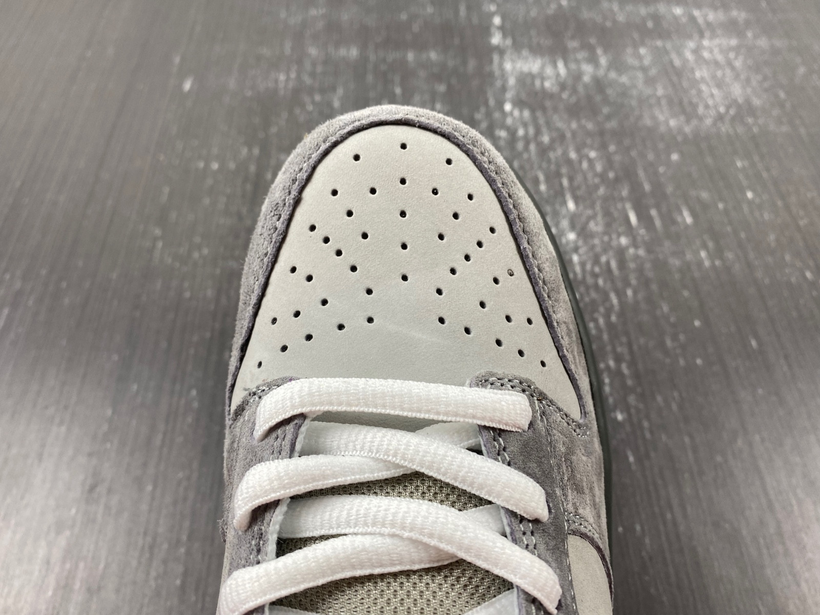 dunk sb low purple pigeon 304292-051