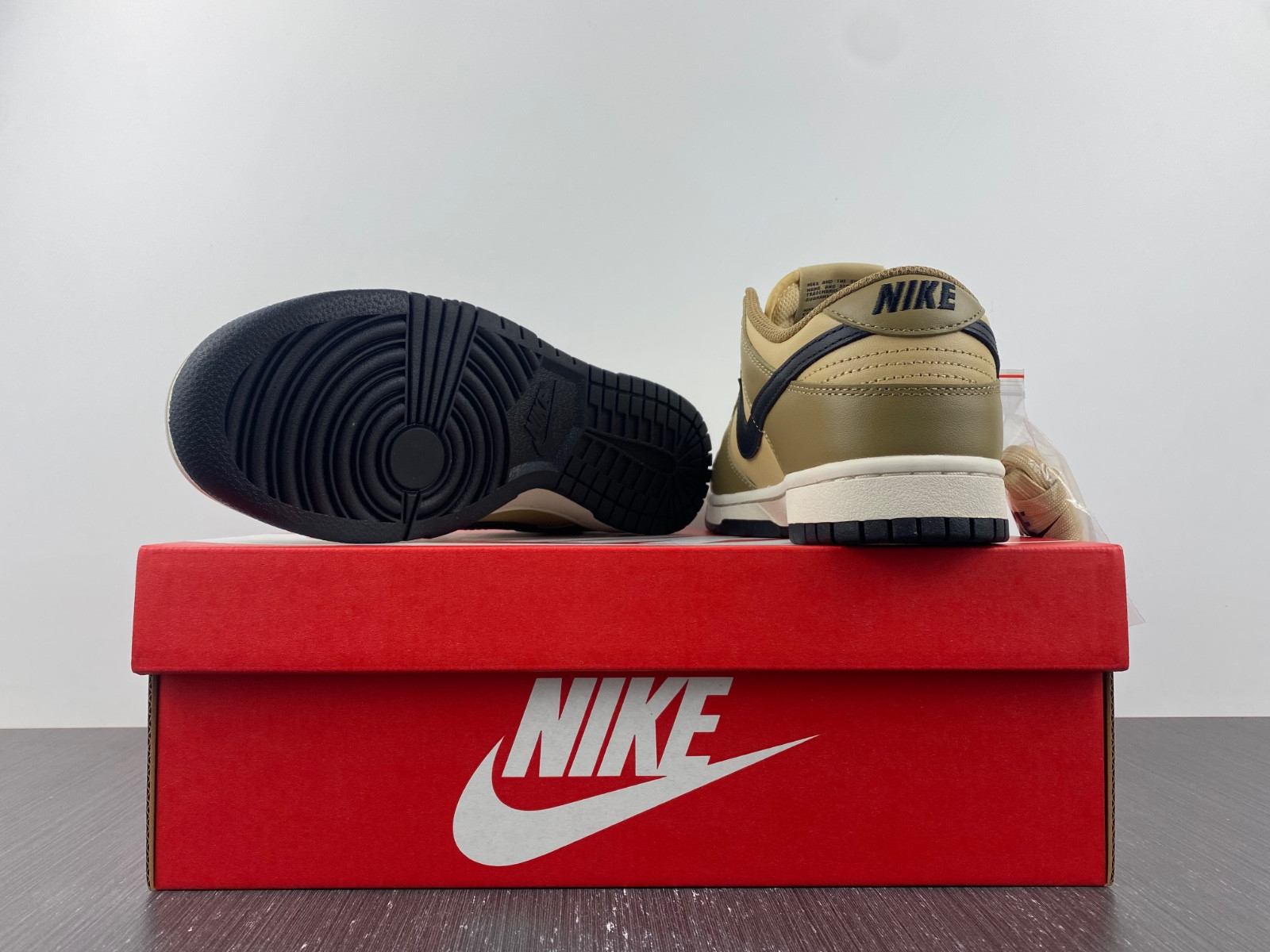 nike dunk low dark driftwood dd1503-200