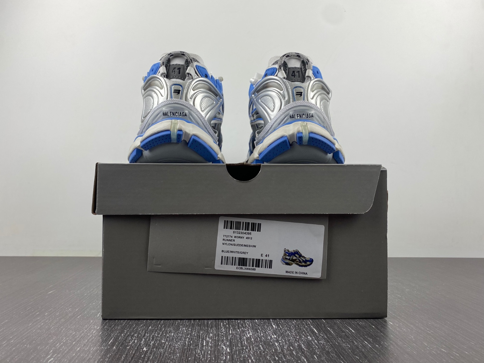 Ba*len*cia*ga runner sneaker