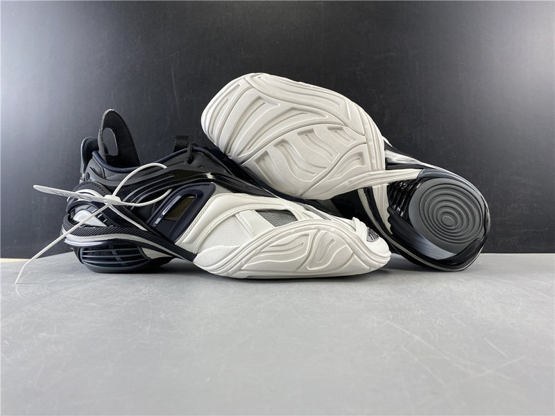 Ba*len*cia*ga 5.0 20ss runway