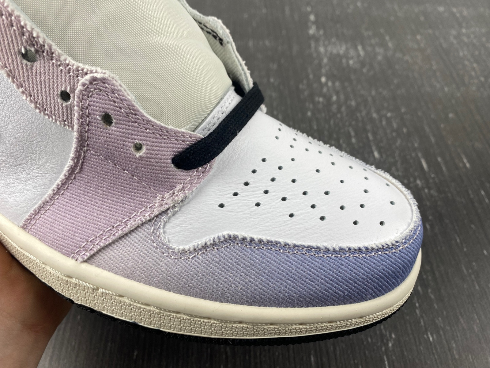 air jordan 1 high og "skyline" dx0054-805