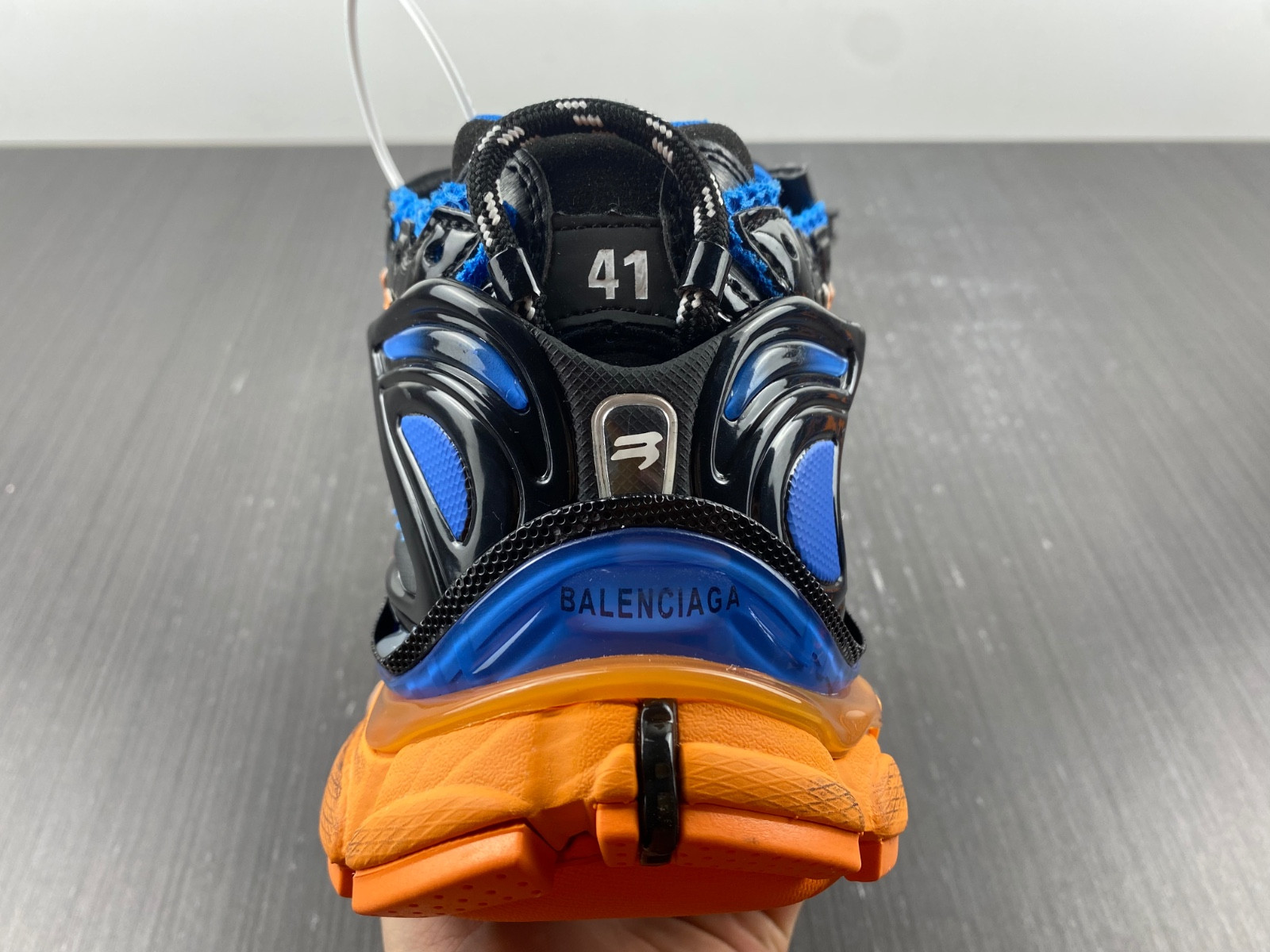 Ba*len*cia*ga runner sneaker