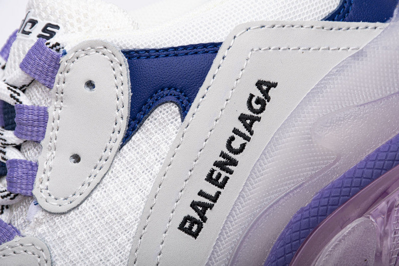 Ba*len*cia*ga triple s