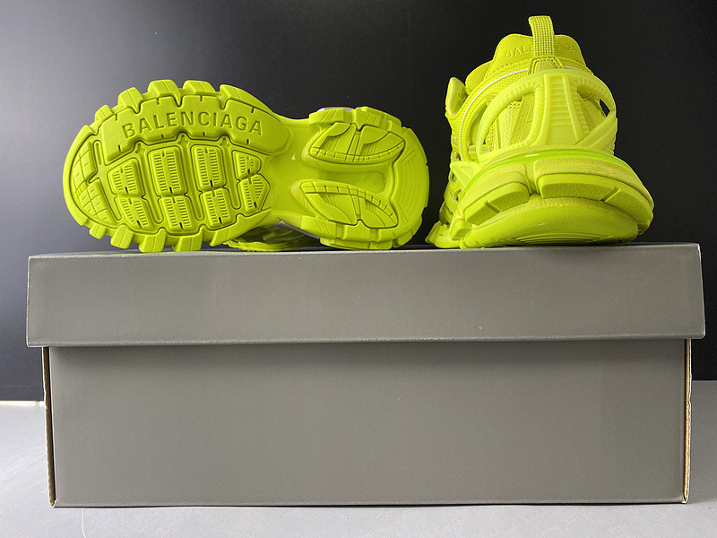 Ba*len*cia*ga track 2