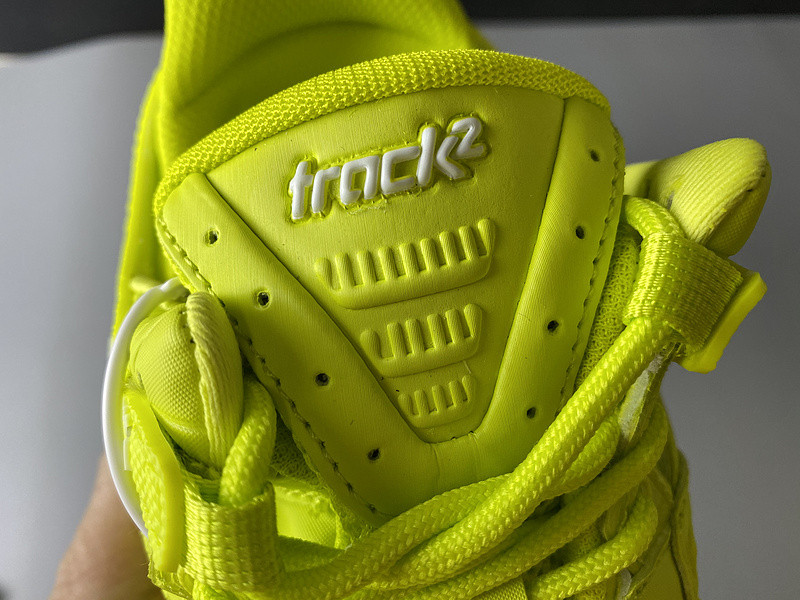 Ba*len*cia*ga track 2