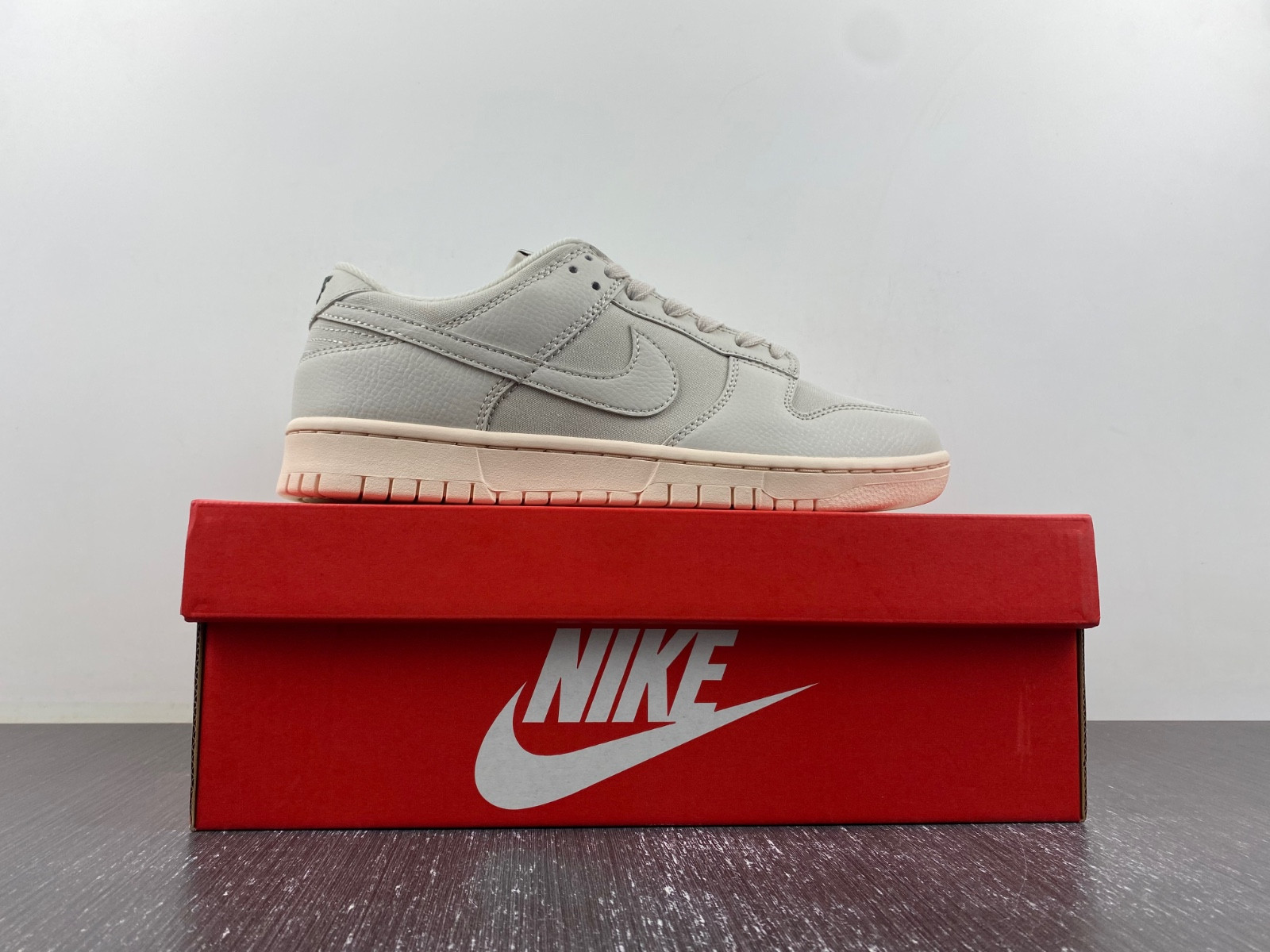 nike dunk low preM1vm light orewood brown men