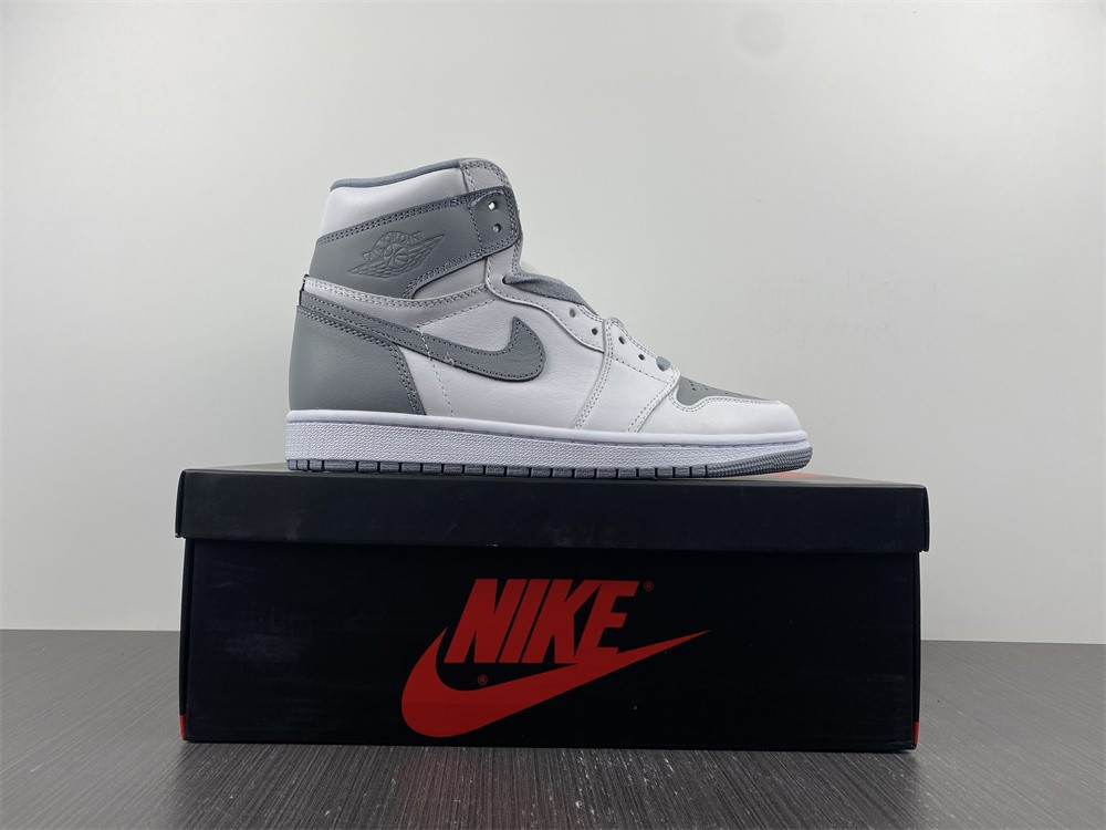 air jordan 1 high og "stealth" 555088-037