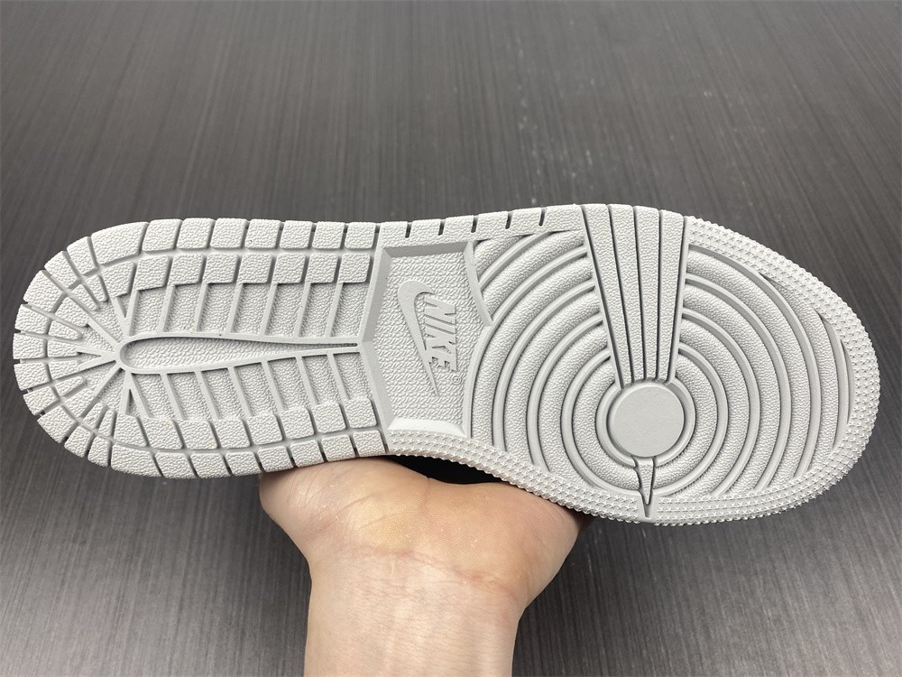 air jordan 1 575441-108