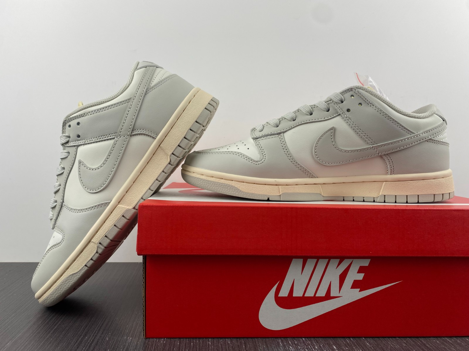 nike dunk low sail light bone (w) - dd1503-107