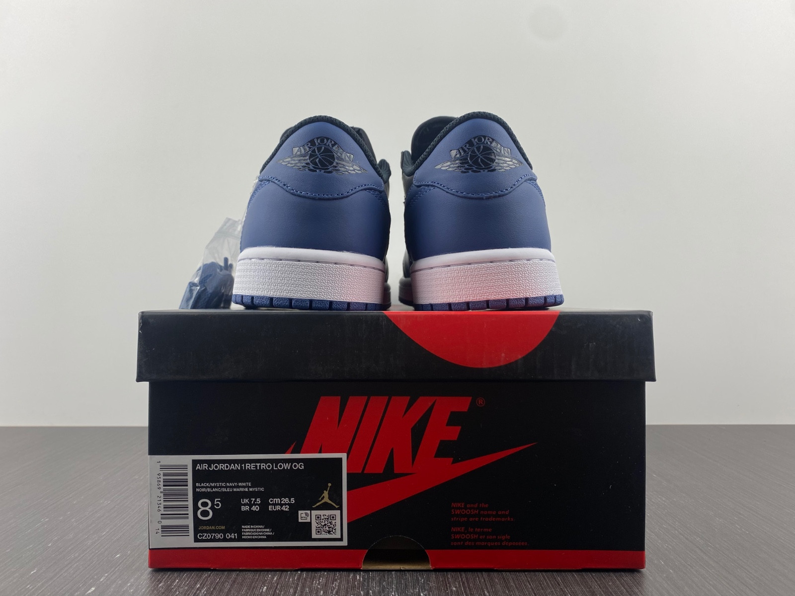 jordan 1 retro low og mystic navy - cz0790-041