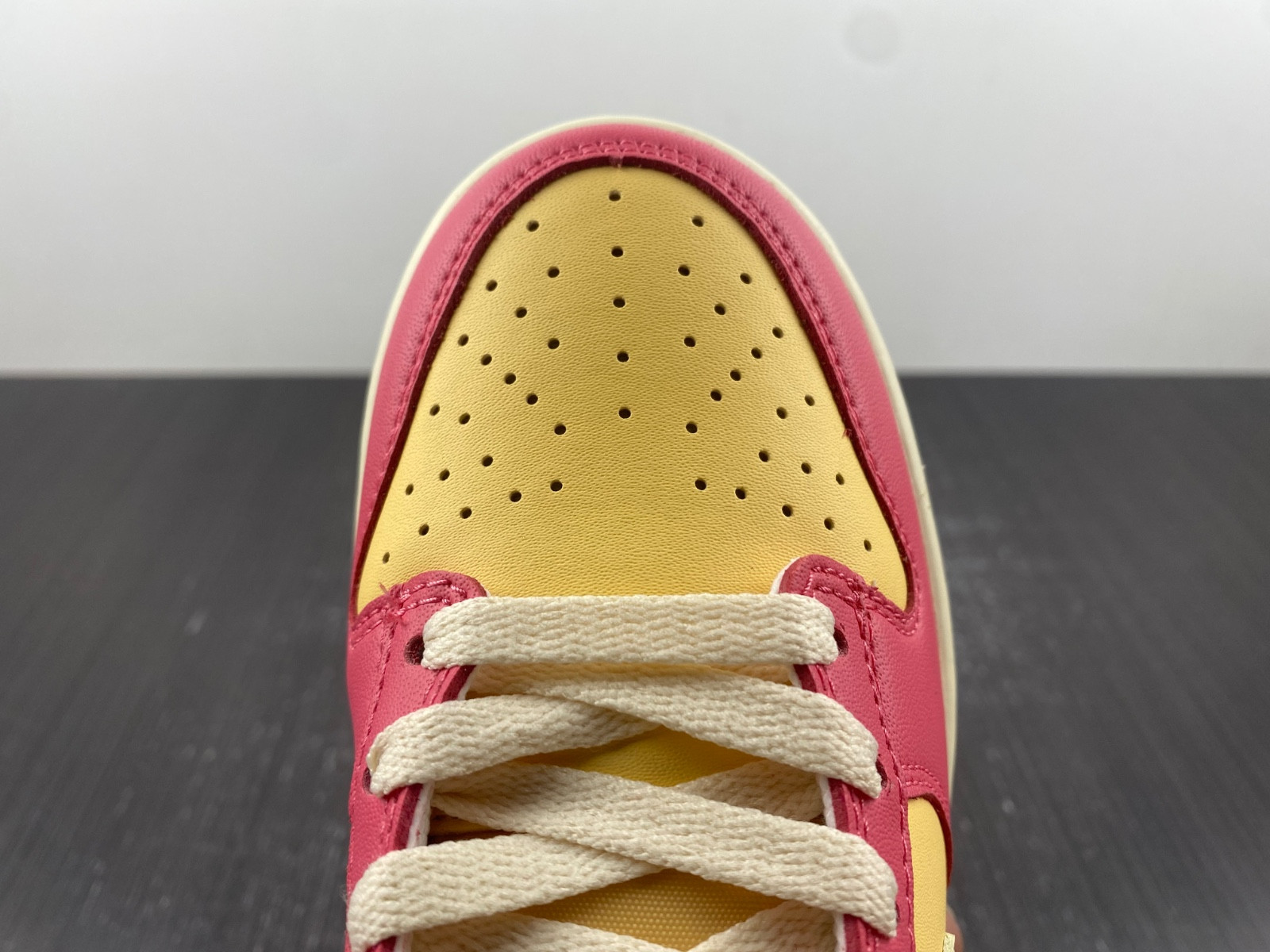 nike dunk low strawberry peach cream (gs) - dh9765-200