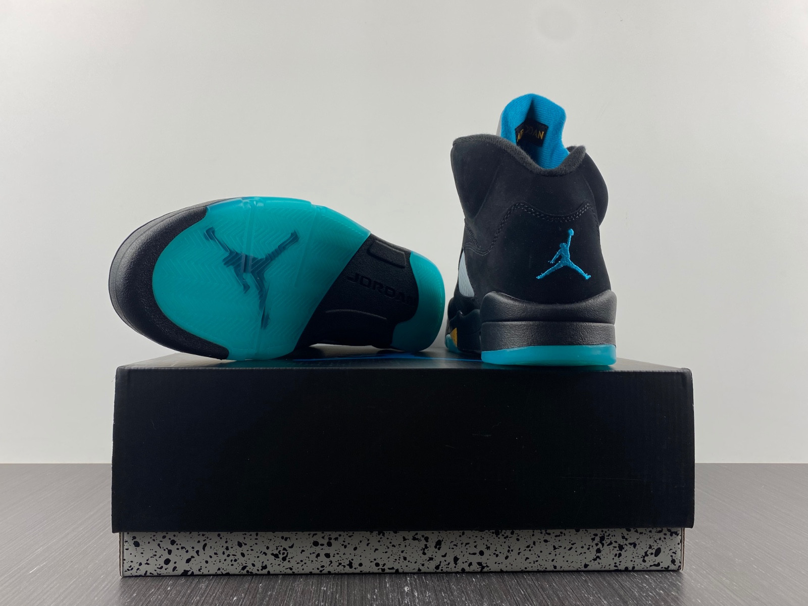 air jordan 5 "aqua" dd0587-047