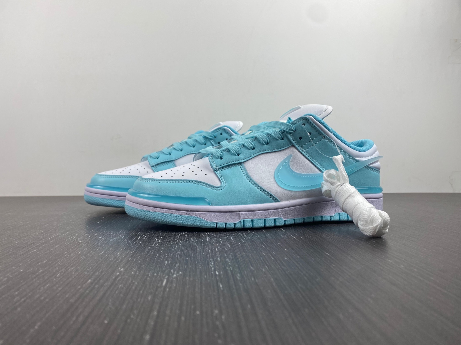 women''s nike dunk low twist "jade ice" dz2794-101