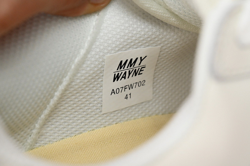 mmy sneaker 0045
