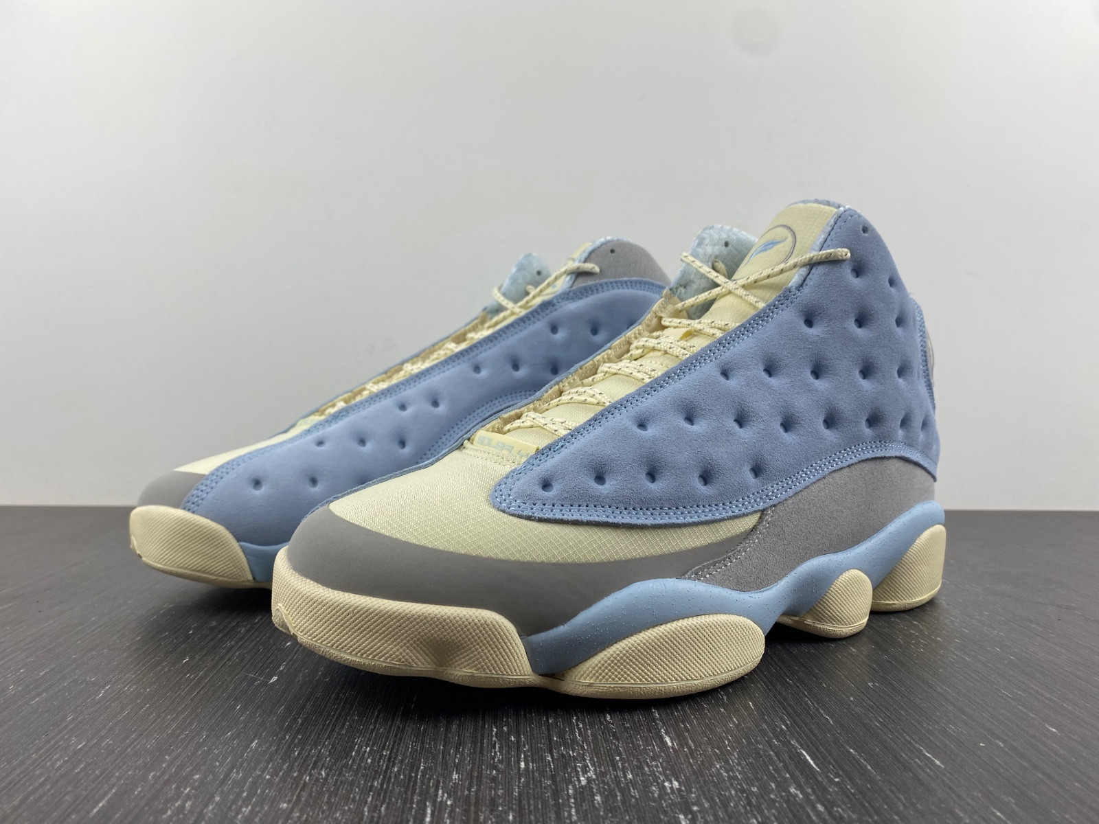 solefly x jordan 13 dx5763 100