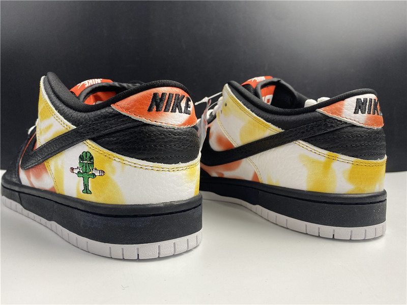 nike sb dunk low“raygun” bq6832-001