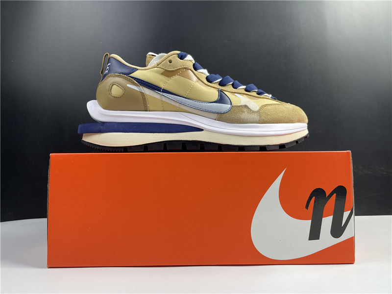 sacai x nike vaporwaffle 3.0 dd1875-200