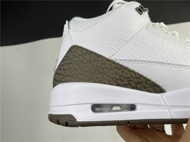 jordan 3 retro mocha (2018) - 136064-122