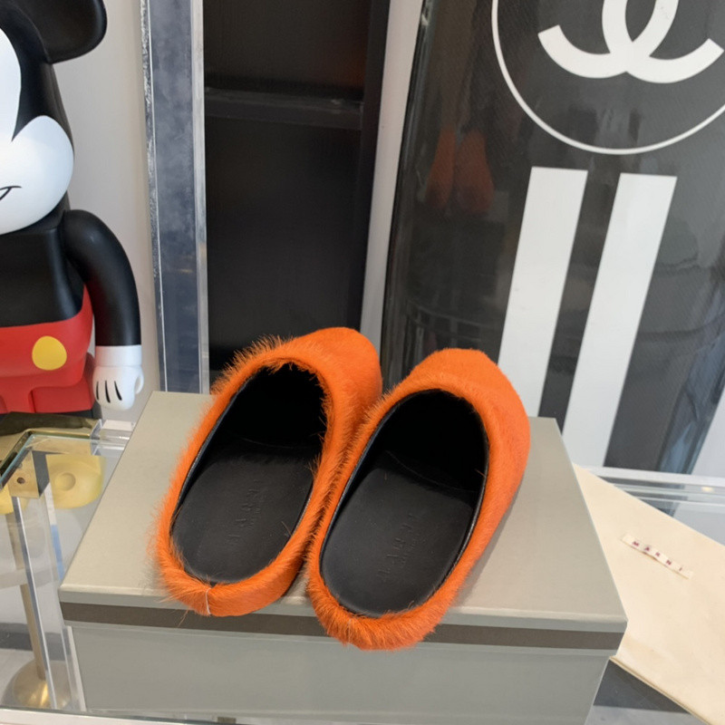 Ma*n1 orange fussbett sabot loafers