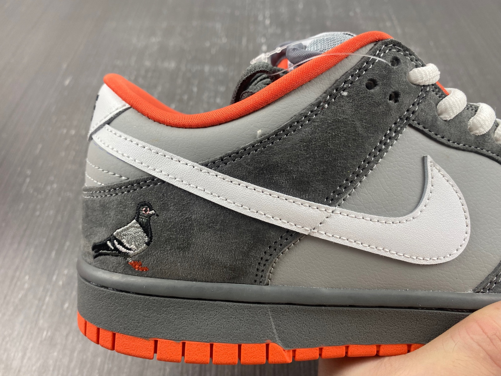 nike sb dunk low staple nyc pigeon 304292-011