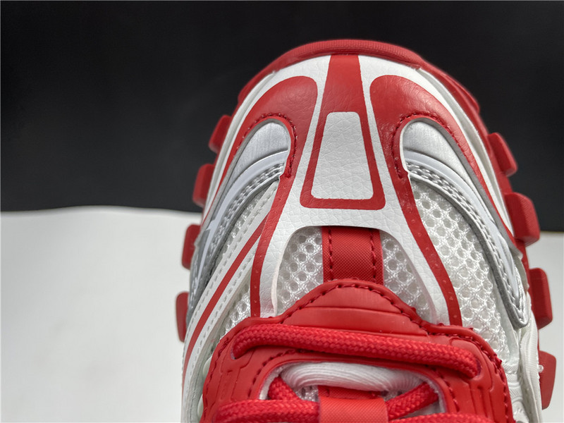 Ba*len*cia*ga track 2