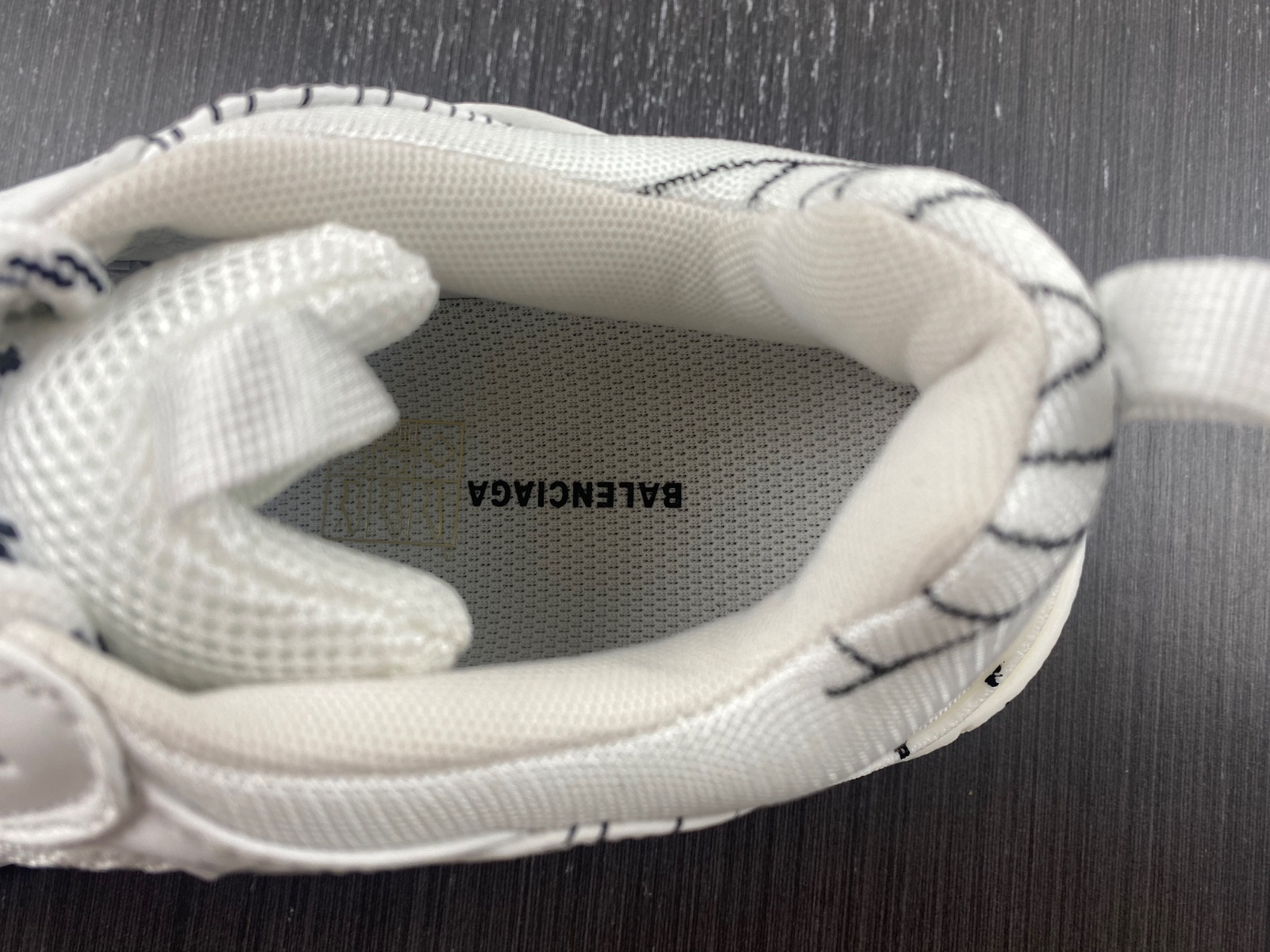 Ba*len*cia*ga triple triple s sketch