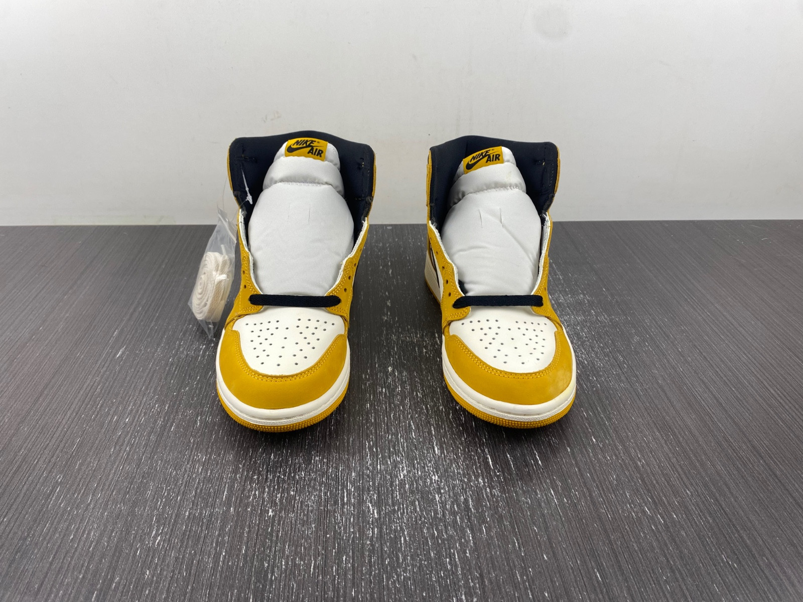 air jordan 1 high og “yellow ochre” dz5485-701