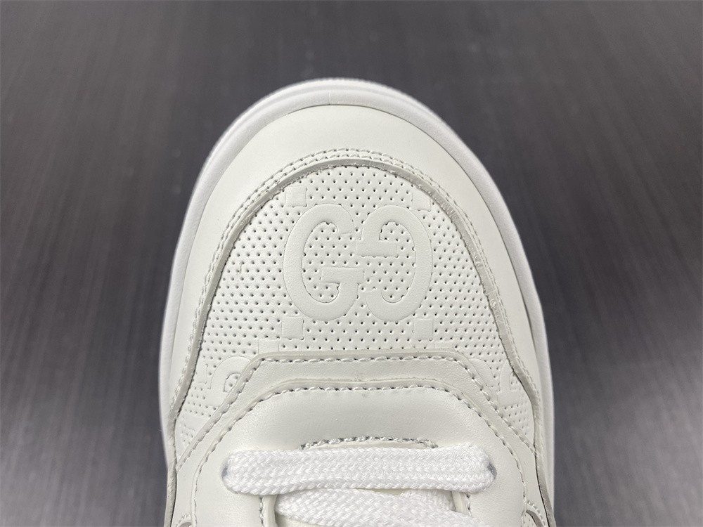 gc low-top sneaker gc18