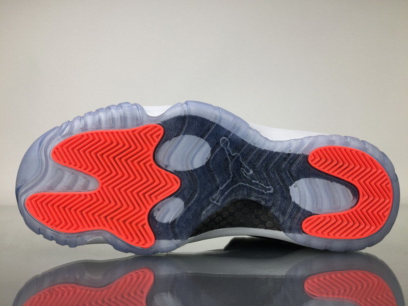 air jordan 11 retro low infrared 23 528895-023
