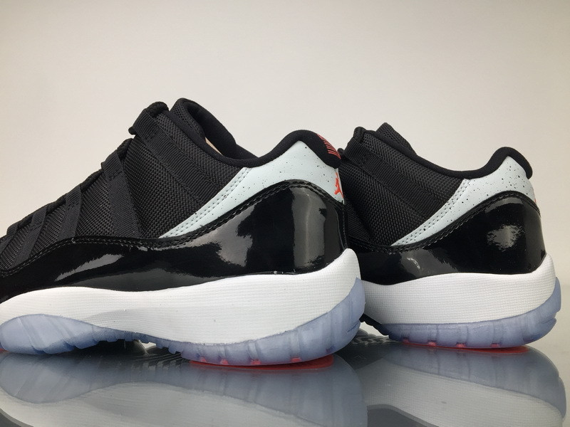 air jordan 11 retro low infrared 23 528895-023