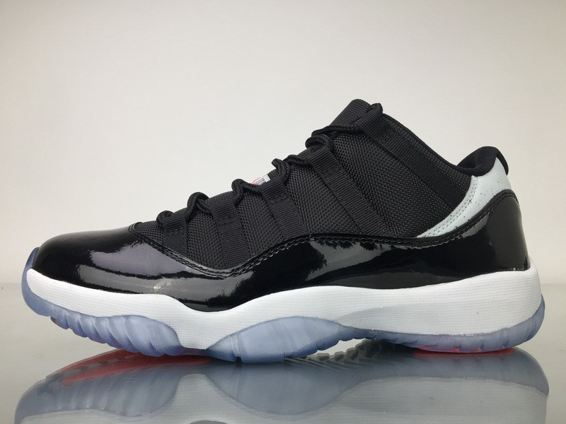 air jordan 11 retro low infrared 23 528895-023