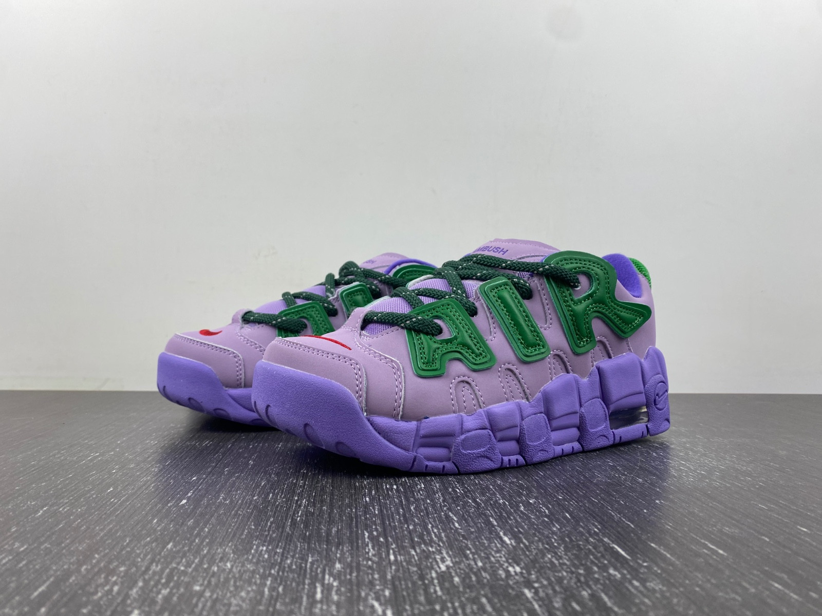 ambush x nike air more uptempo low "lilac" fb1299-500