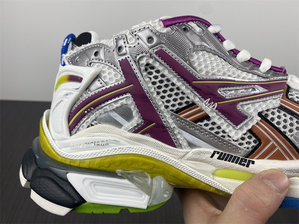 Ba*len*cia*ga runner sneaker 677403w3rb68123