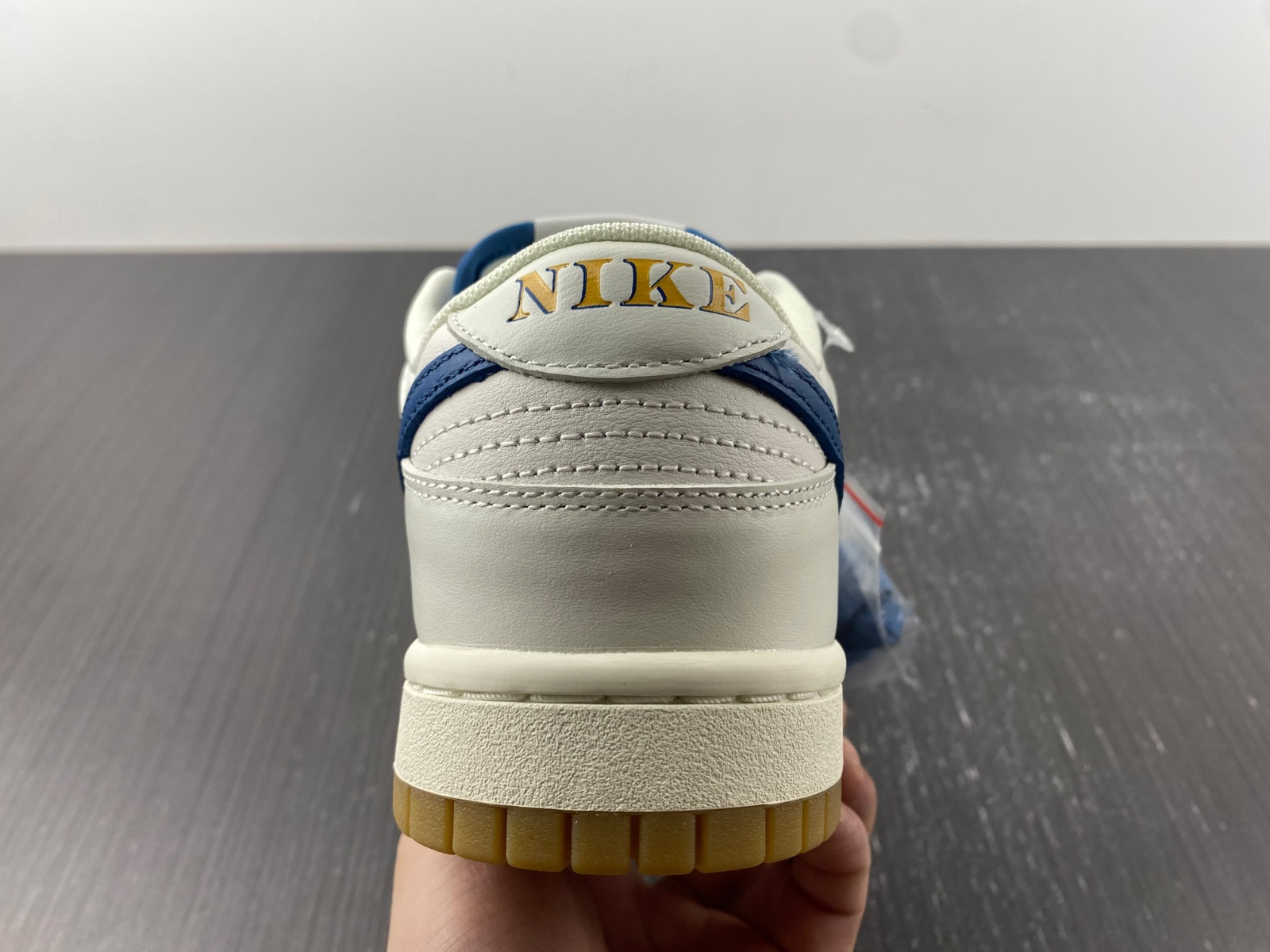 nike dunk low se sail dark marina blue dx3198-133