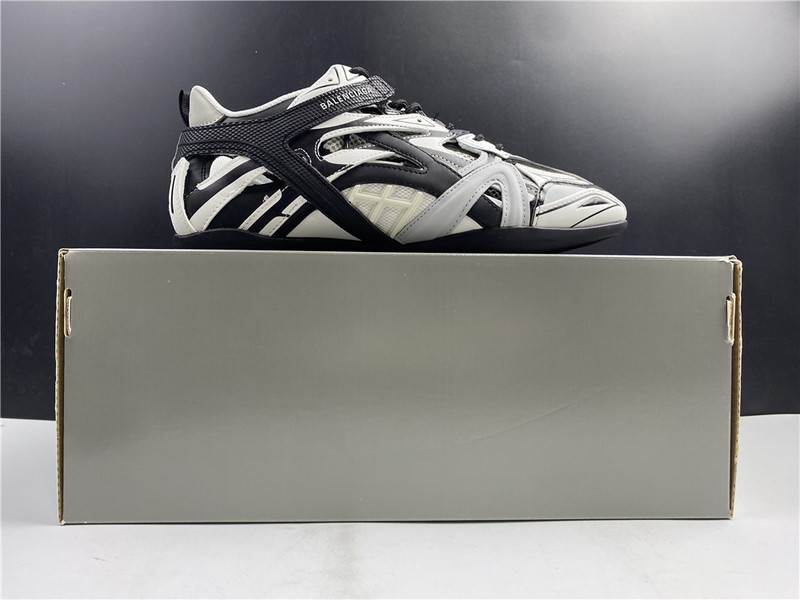 Ba*len*cia*ga track 6.0