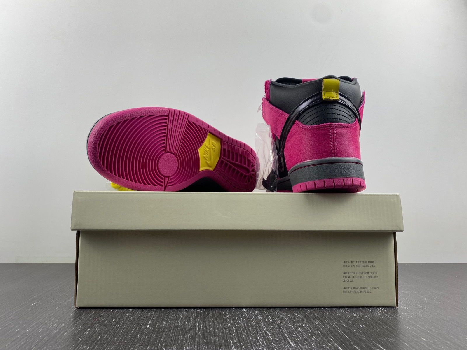 nike sb dunk high run the jewels men