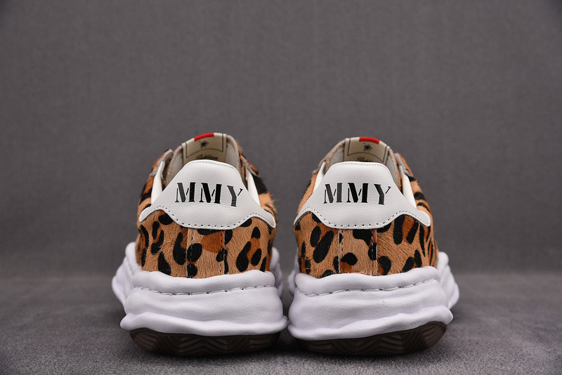 mmy sneaker 006