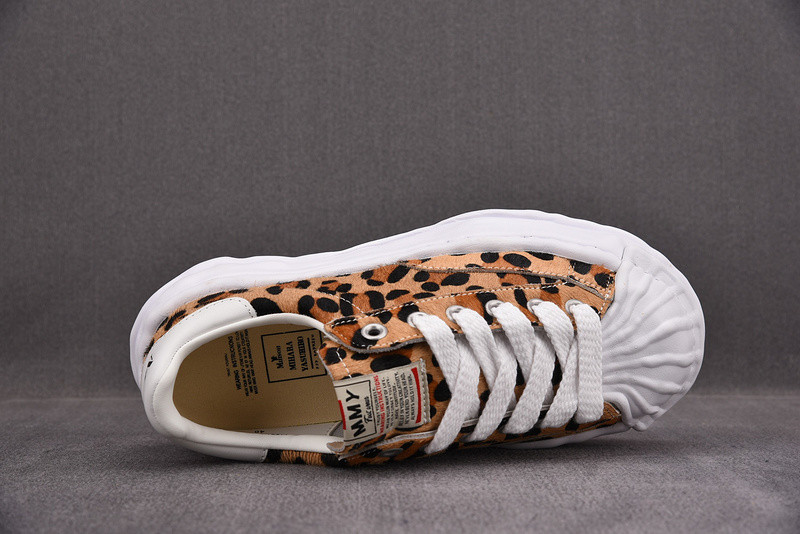 mmy sneaker 006