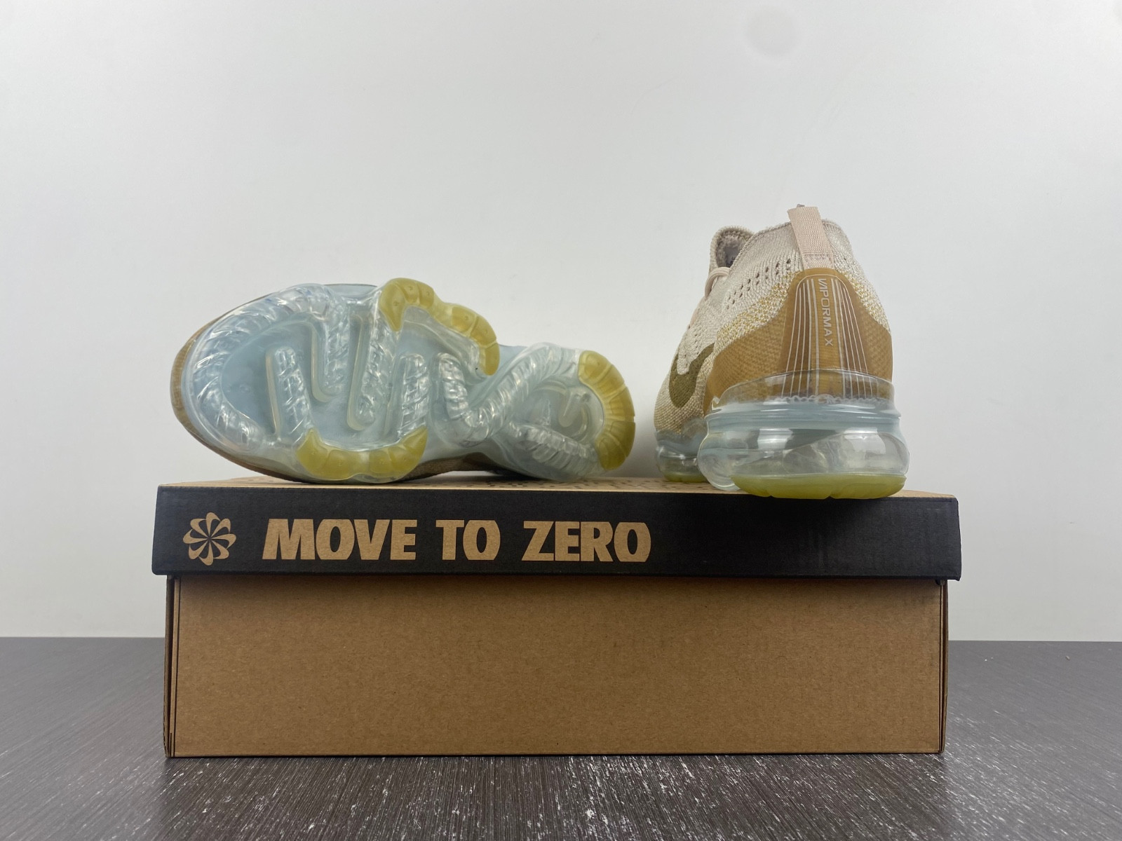 nike vapormax 2023 flyknit tan dv1678-100